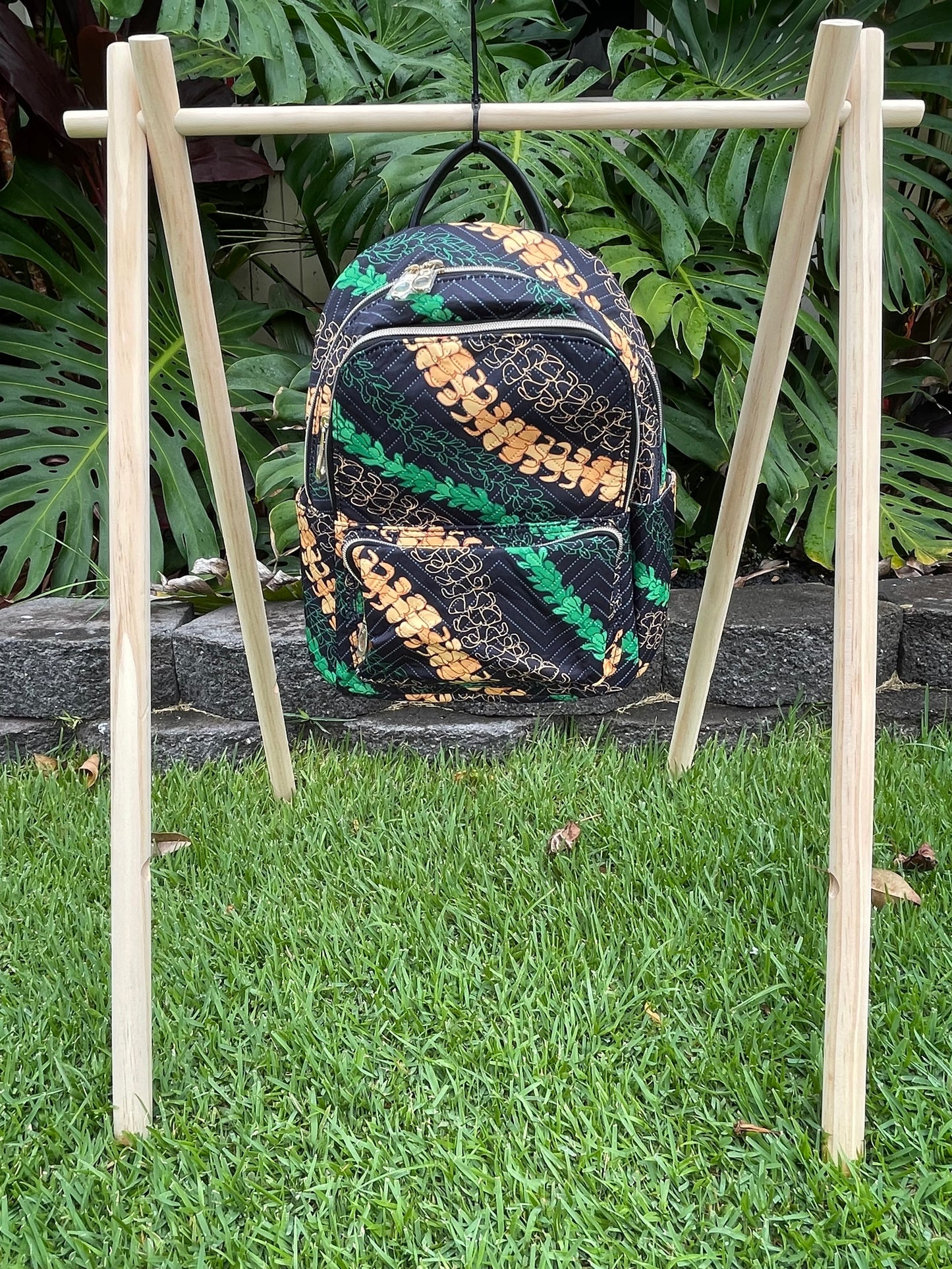 Puakenikeni and Pakalana Backpack