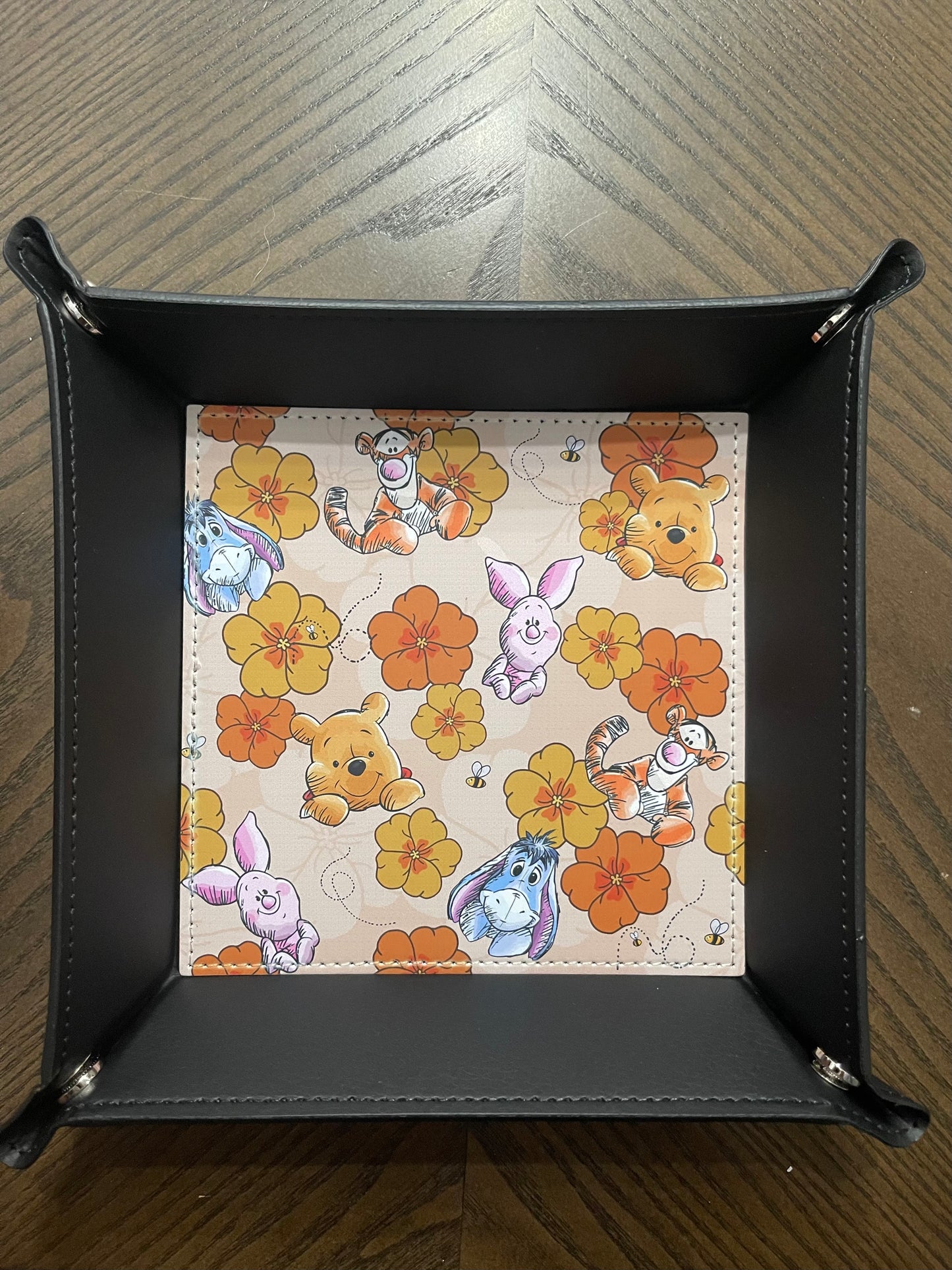 Pooh and Friends Everything Tray