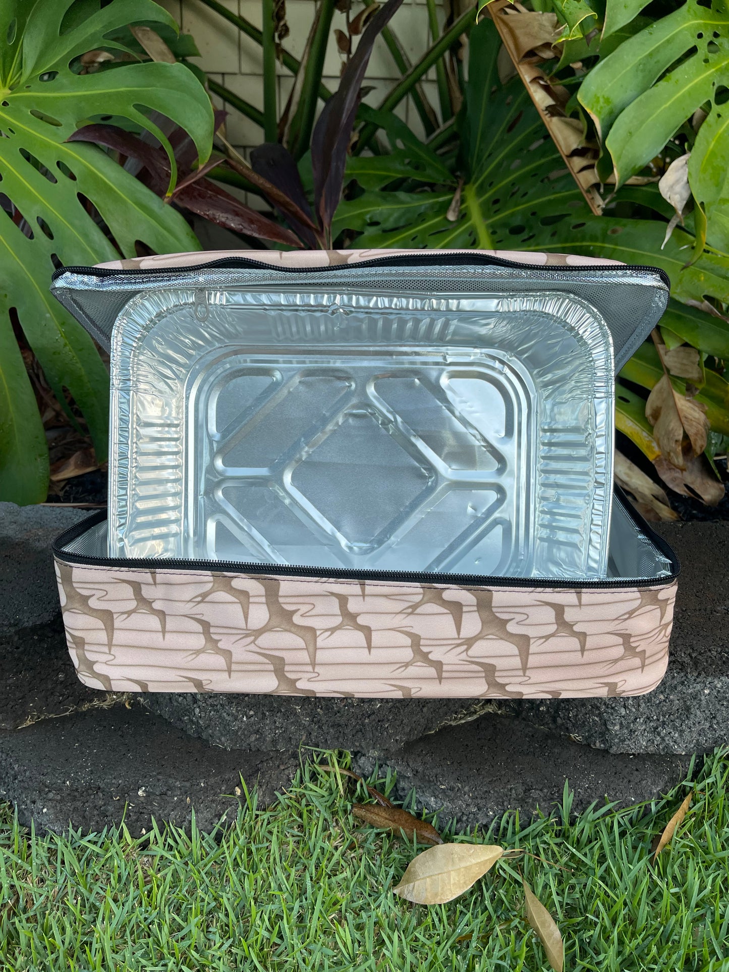 Iwa Bird Party Pan Carrier