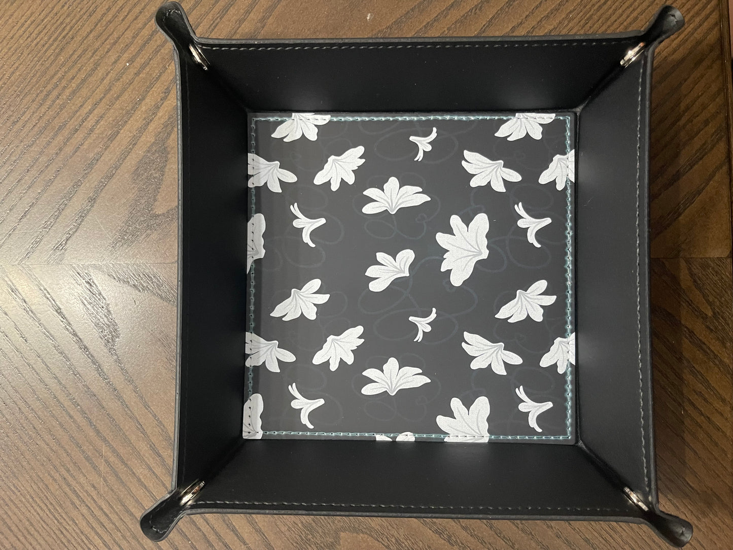 Paw Print Naupaka Everything Tray