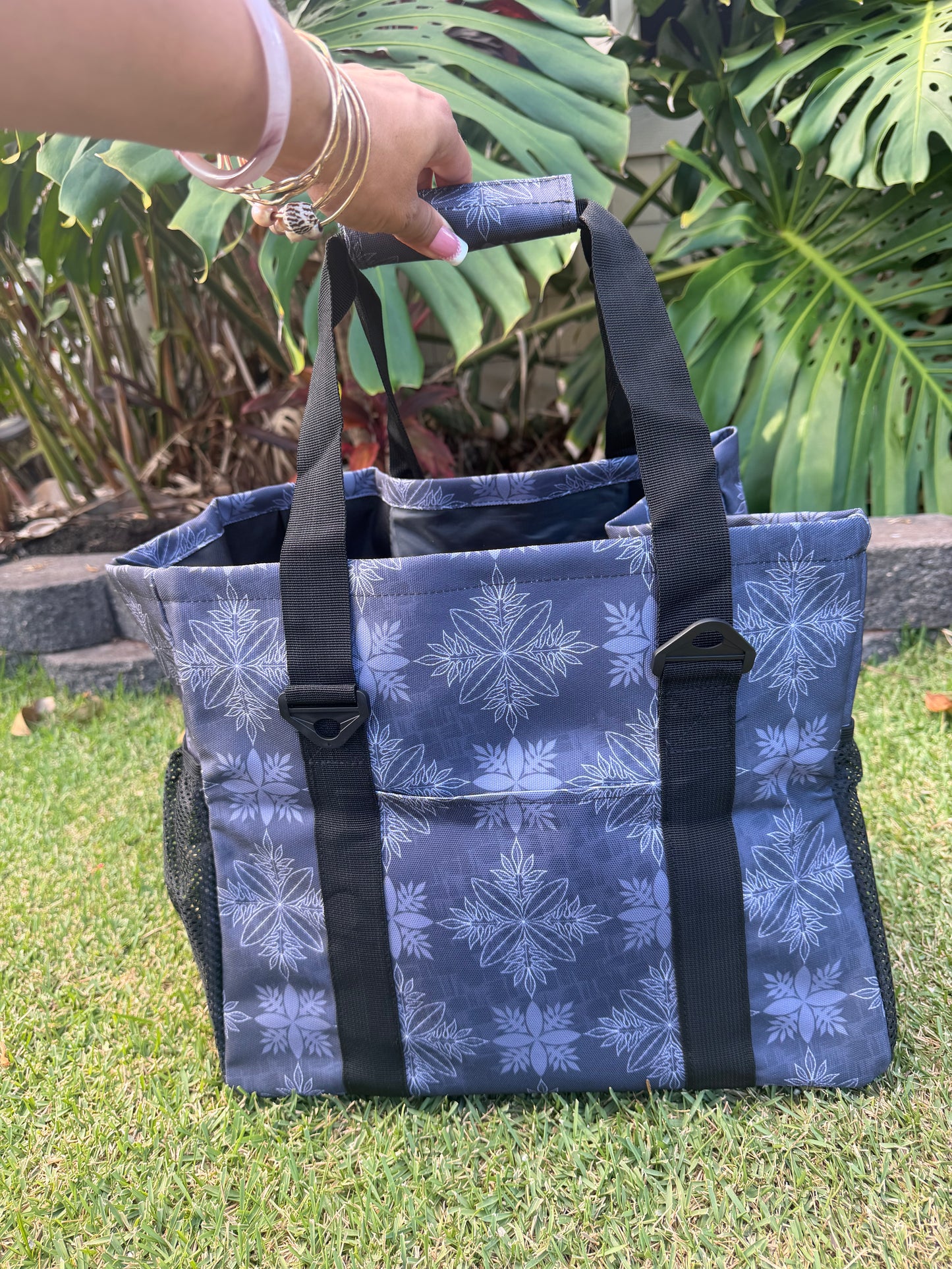 Gray Quilt Quilt Utility Tote