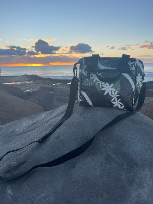 Tiare Tyvek Crossbody