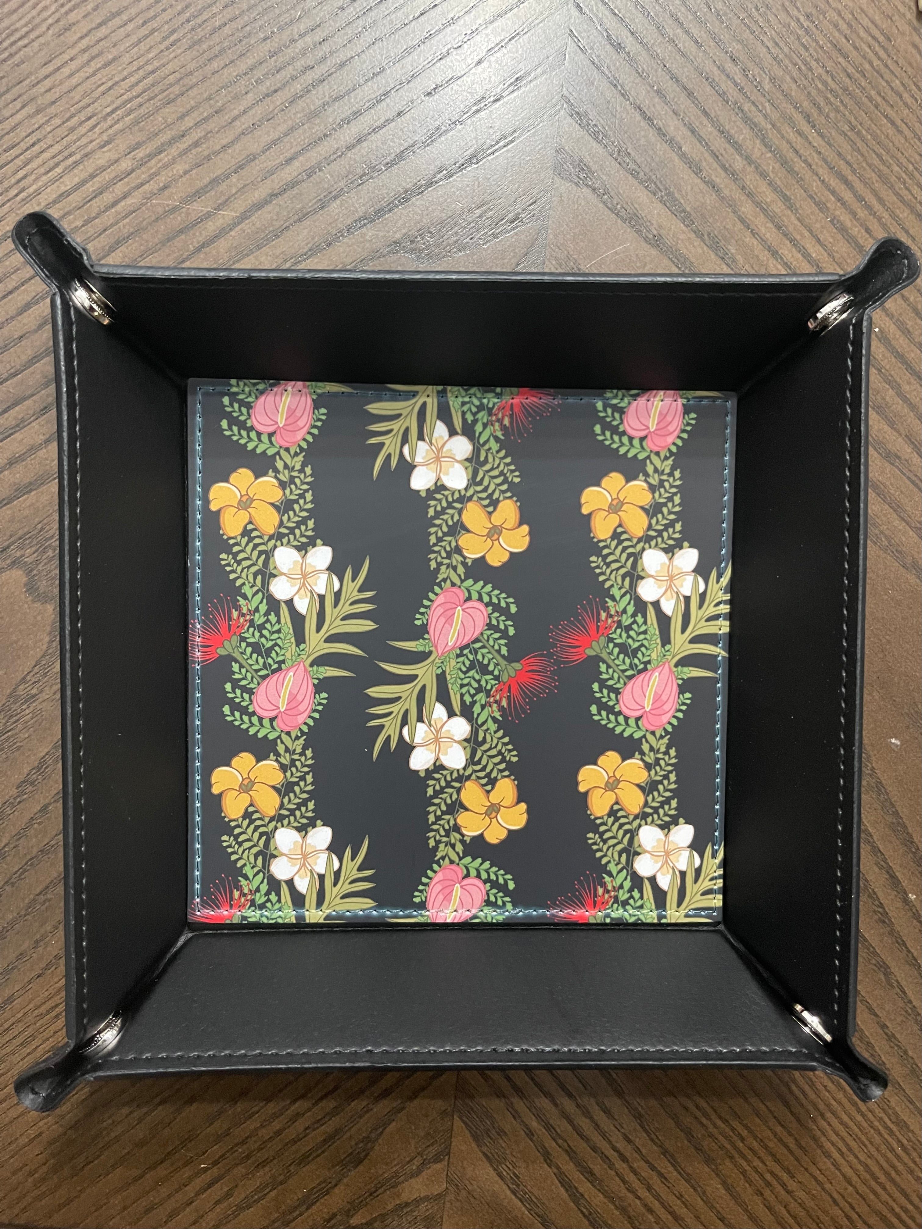 Fern /Puakenikeni/Plumeria Mix Everything Tray