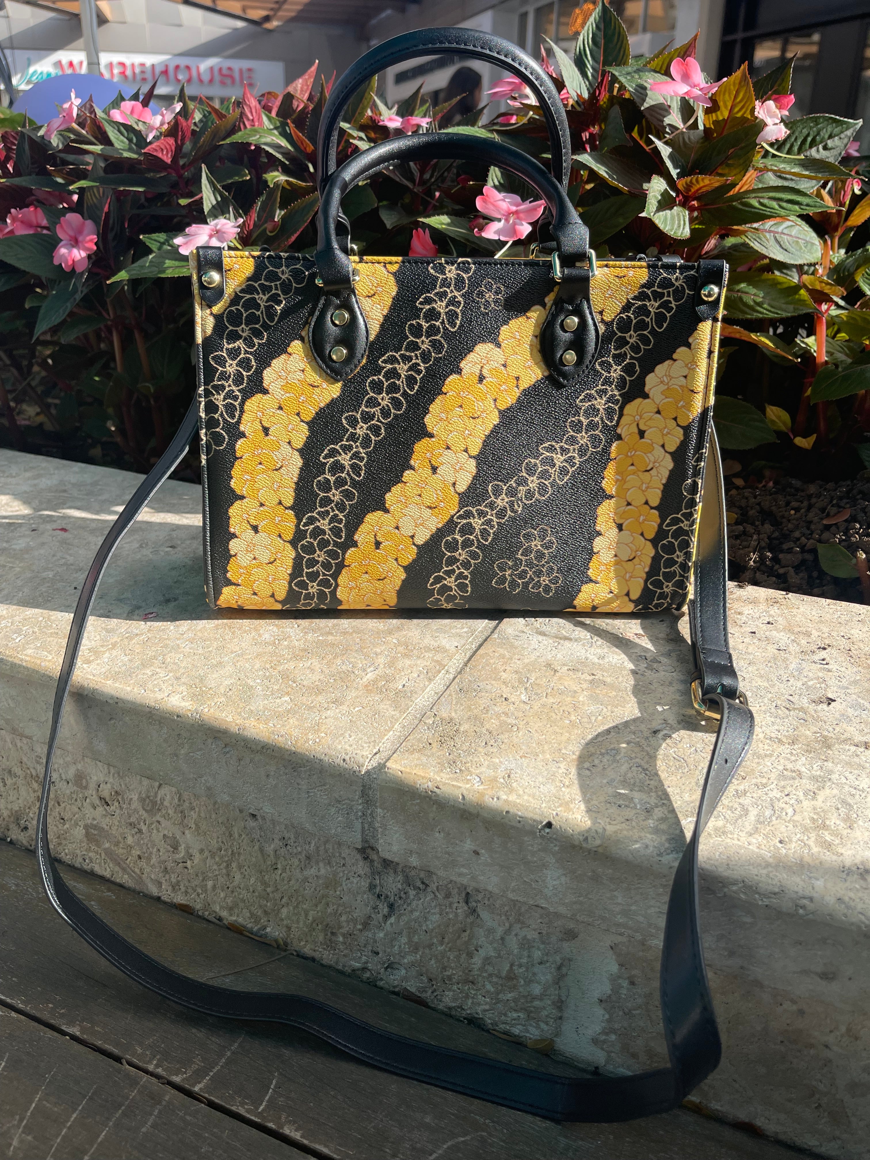 Puakenikeni Handbag (Small)