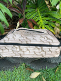Iwa Bird Party Pan Carrier