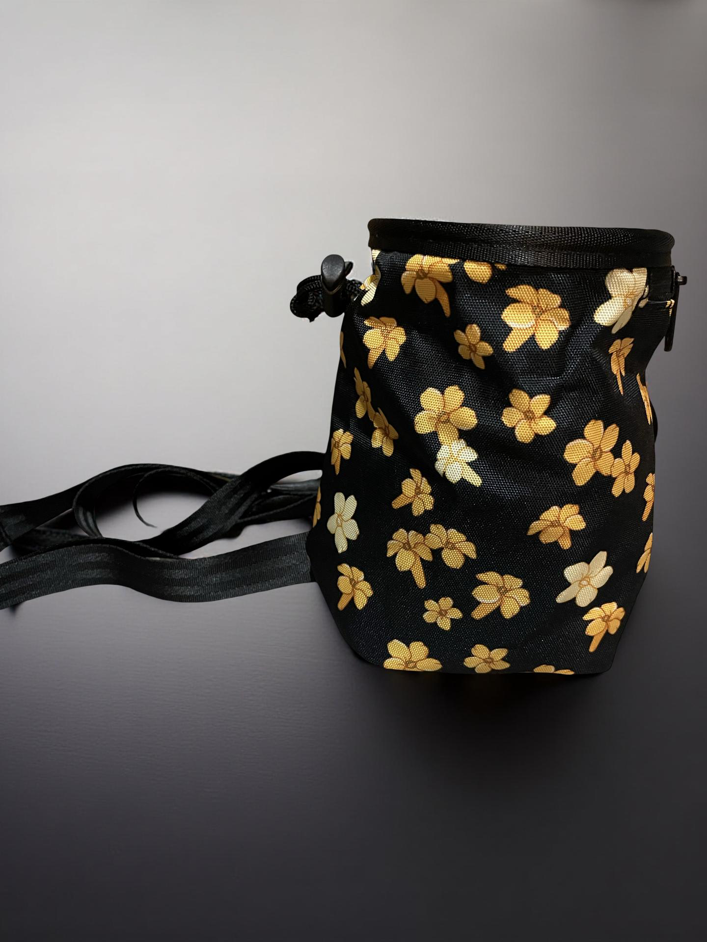 Puakenikeni Treat Bag