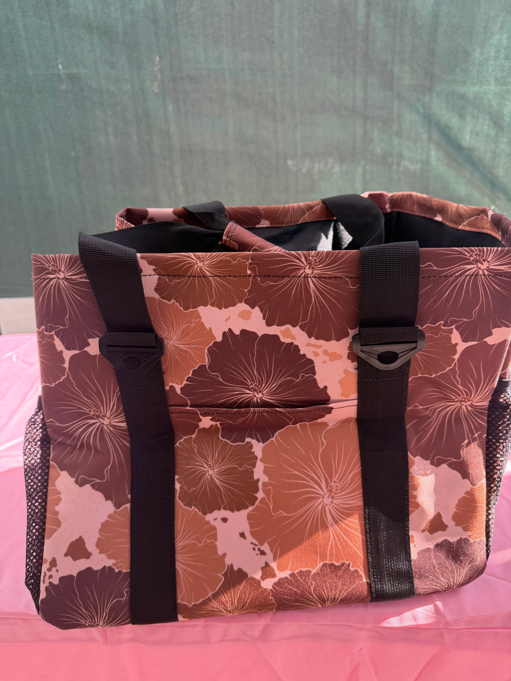 Tan Hawaiian Flowers Utility Tote