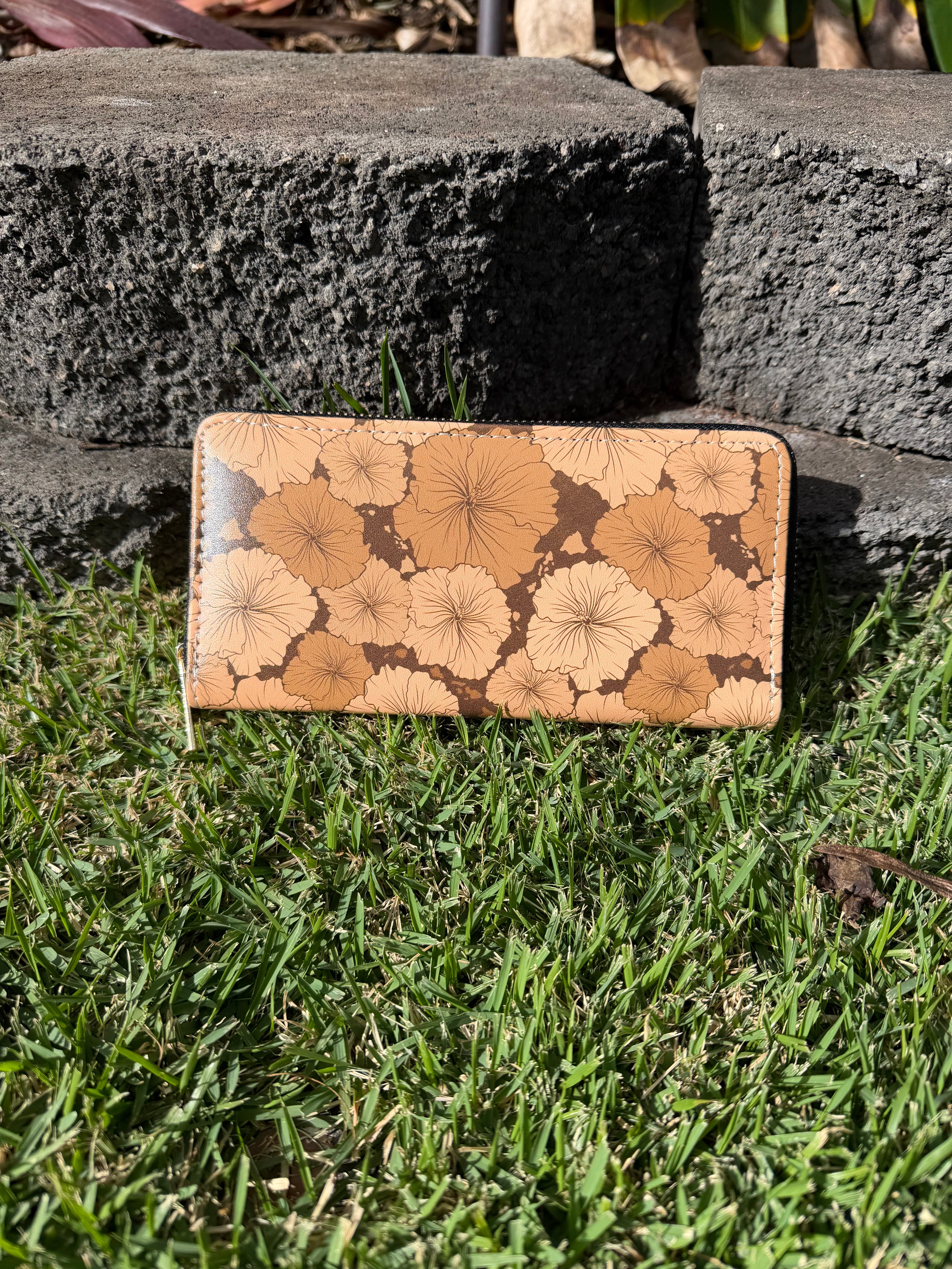 Pua Island Dark Brown Wallet
