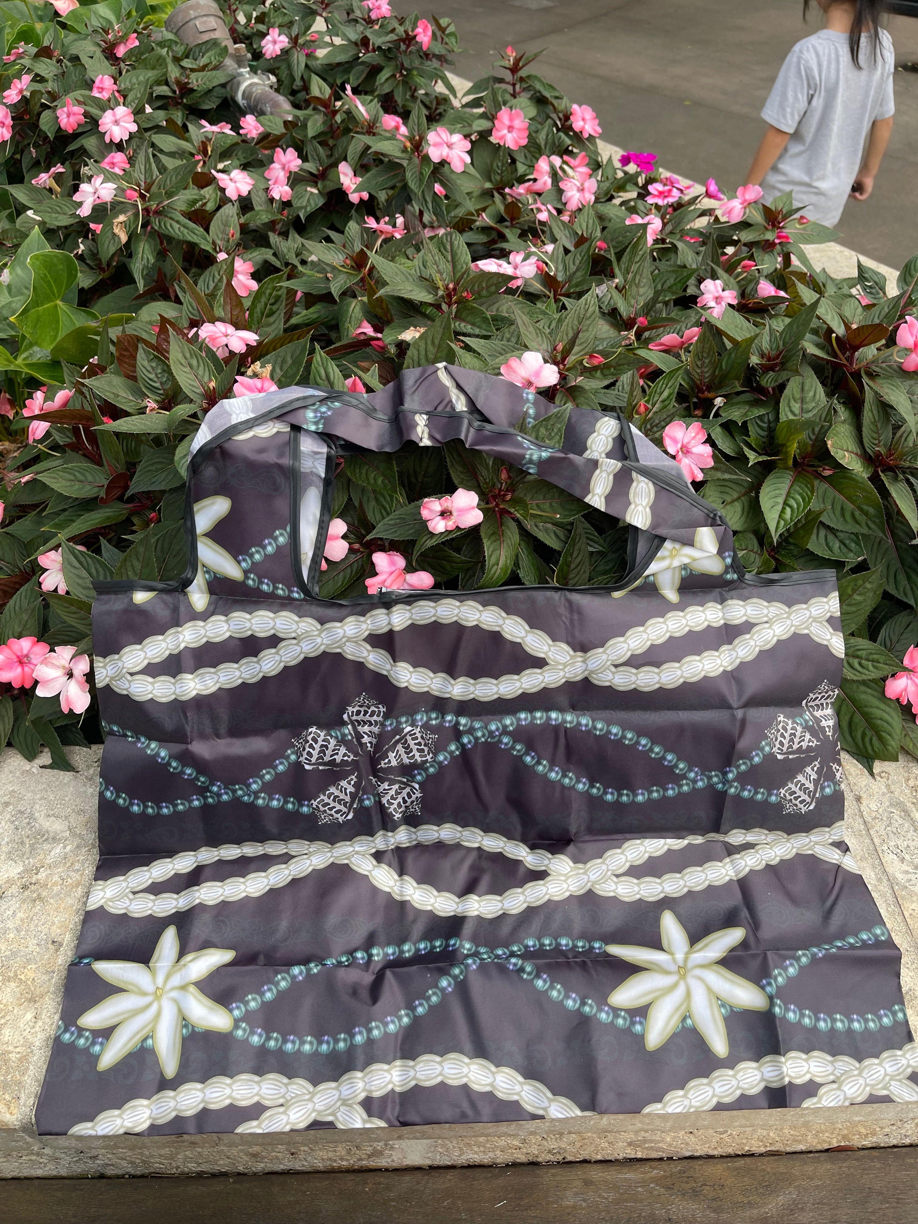 Pearl/ Shell Reusable Bag