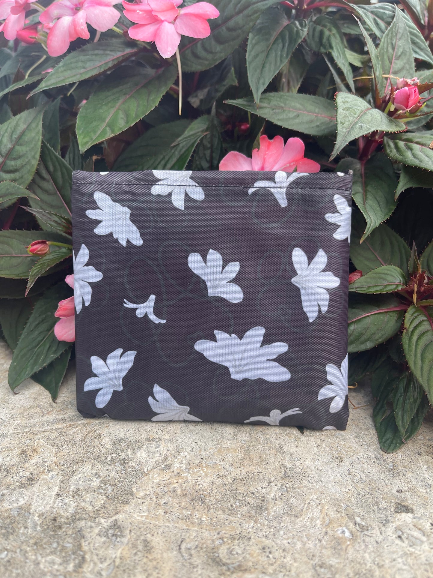 Paw Print Naupaka Reusable Bag