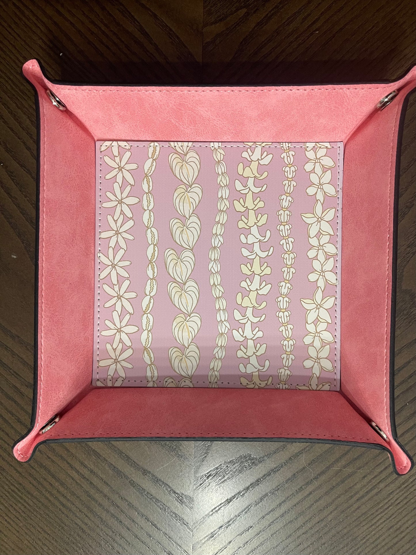 Pink Lei Everything Tray