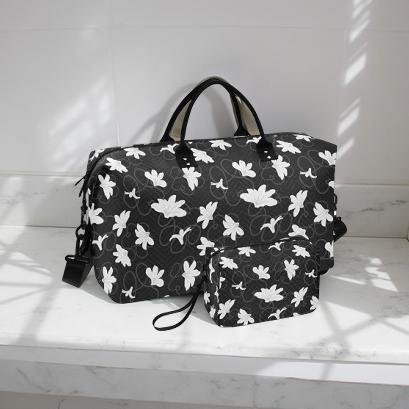 Paw Print Naupaka Travel Duffle Bag Set