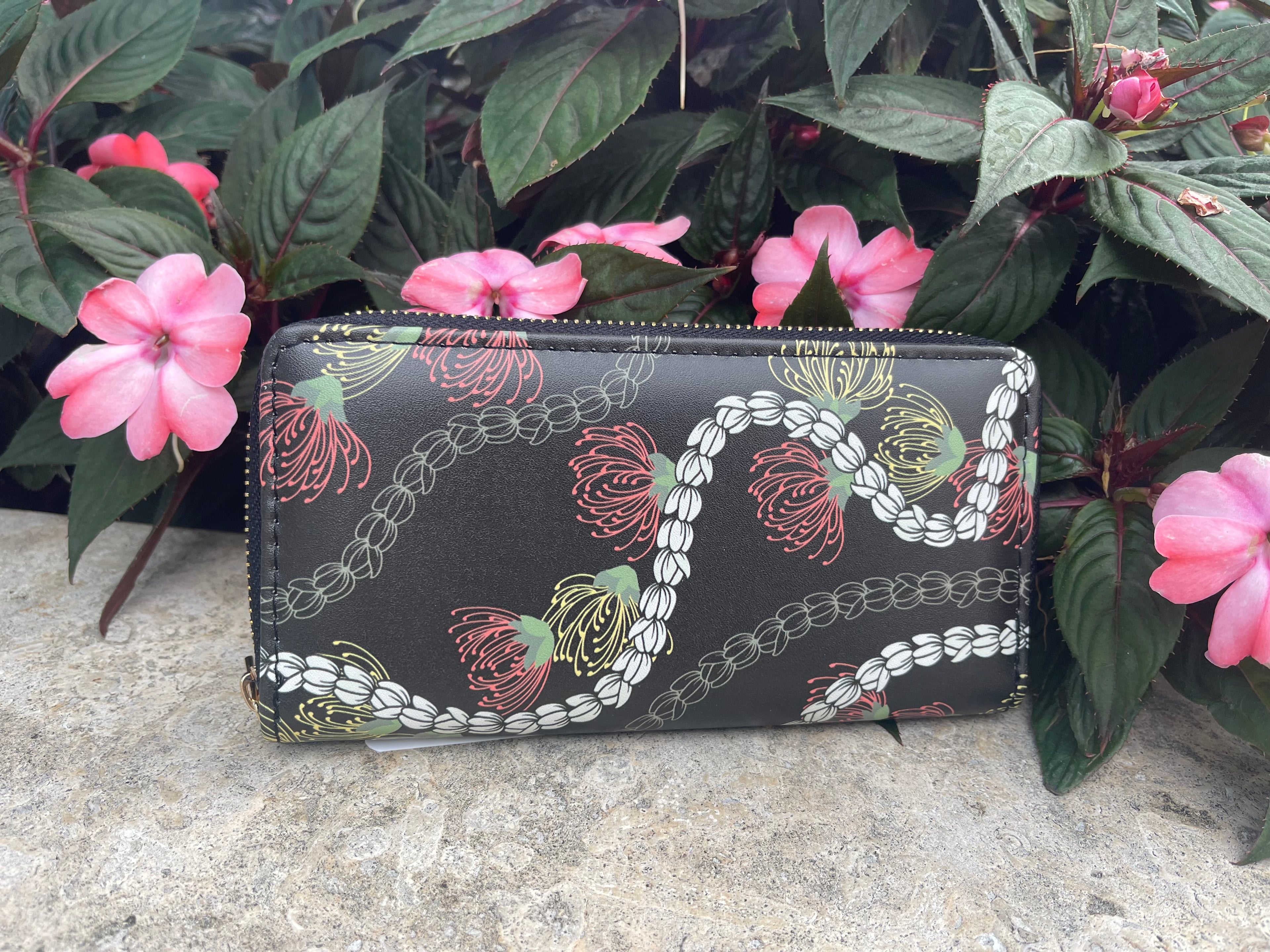 Ohia Lehua Pikake Wallet