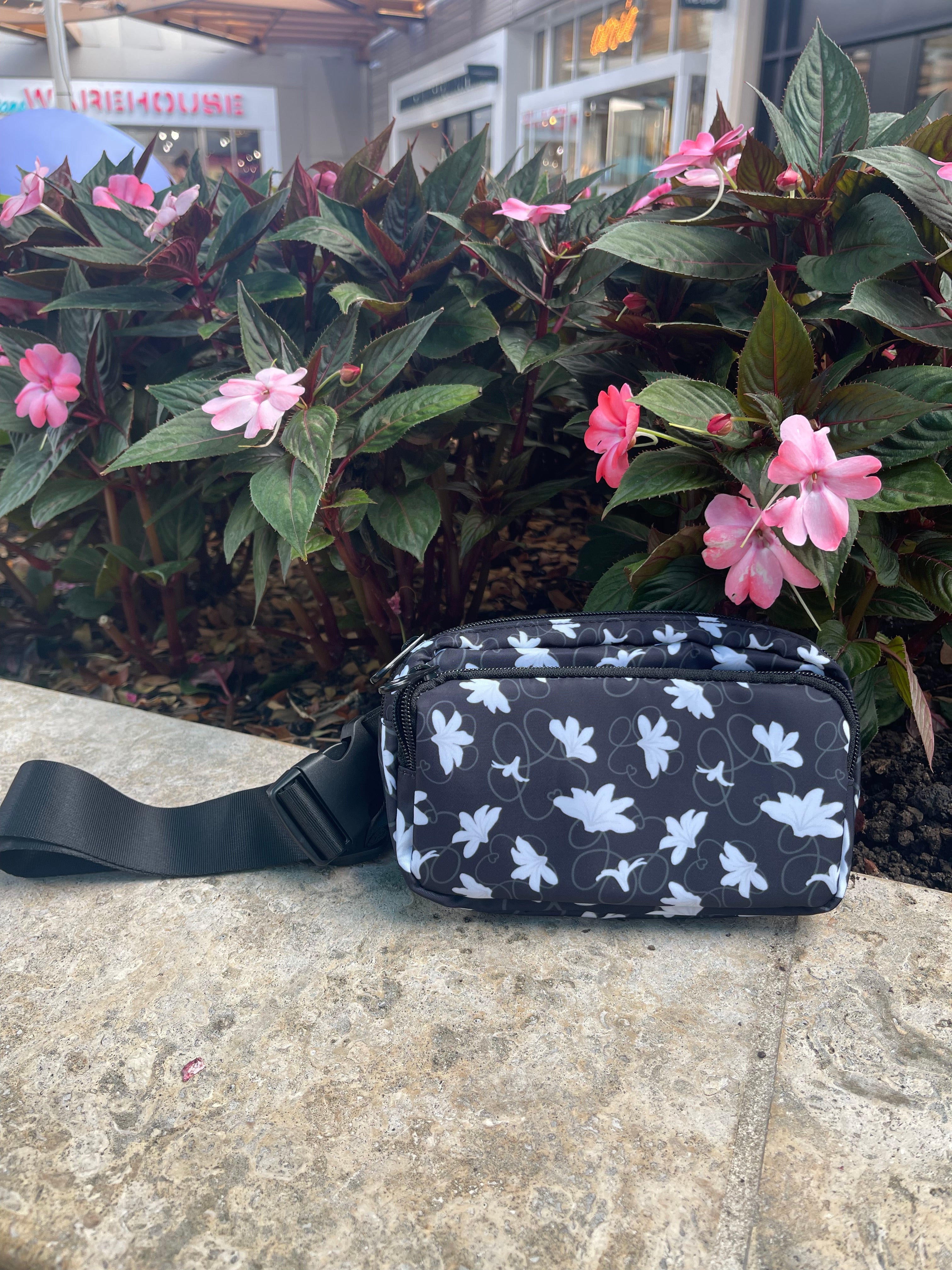 Paw Print Naupaka Fanny Pack