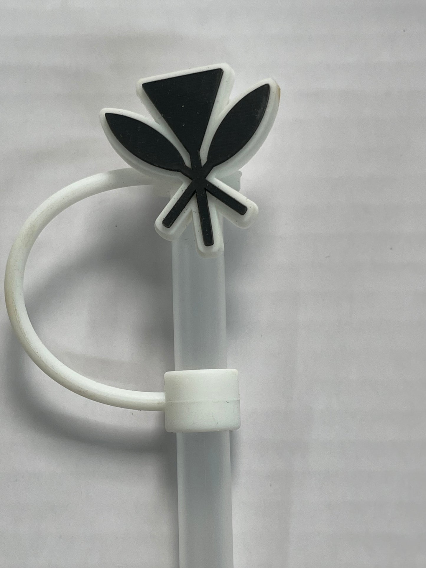 Black Kamaka Straw Cover