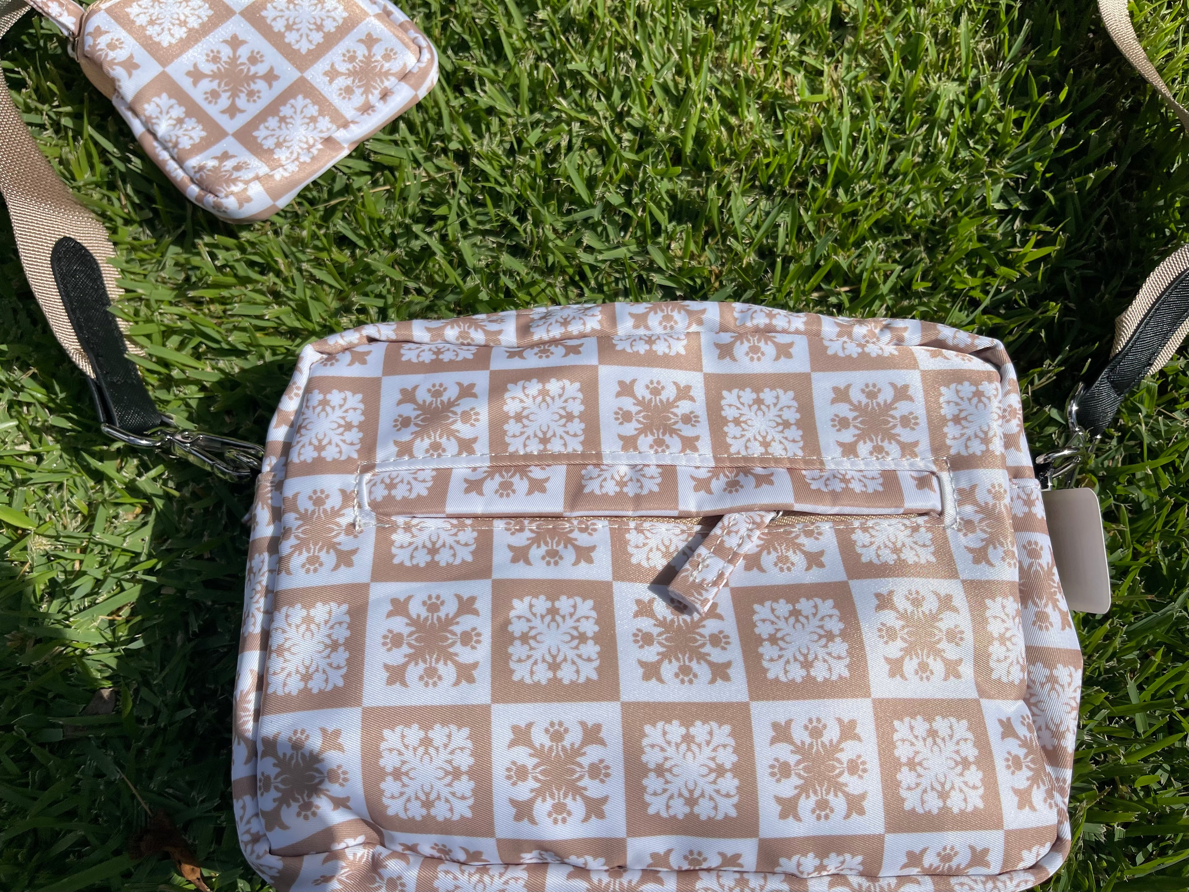 Paw Print Quilt Dog Walking Bag