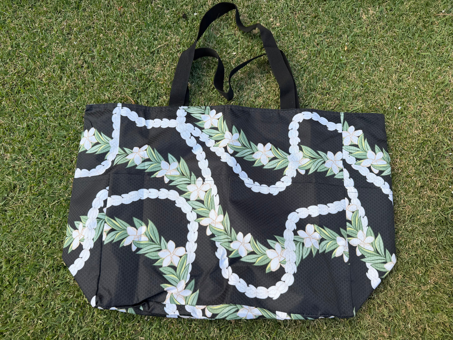 Pikake Large Zippered Tote